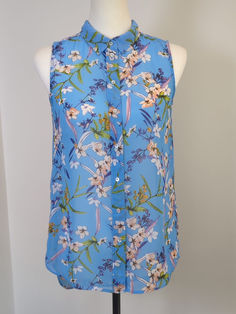 H&M Blue Floral Sleeveless Collared Button Up Blouse Tank Top Shirt SIZE 2